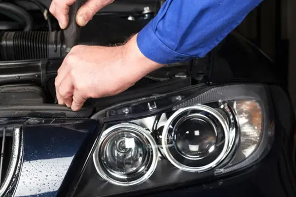 800qf broken or misaligned headlights image